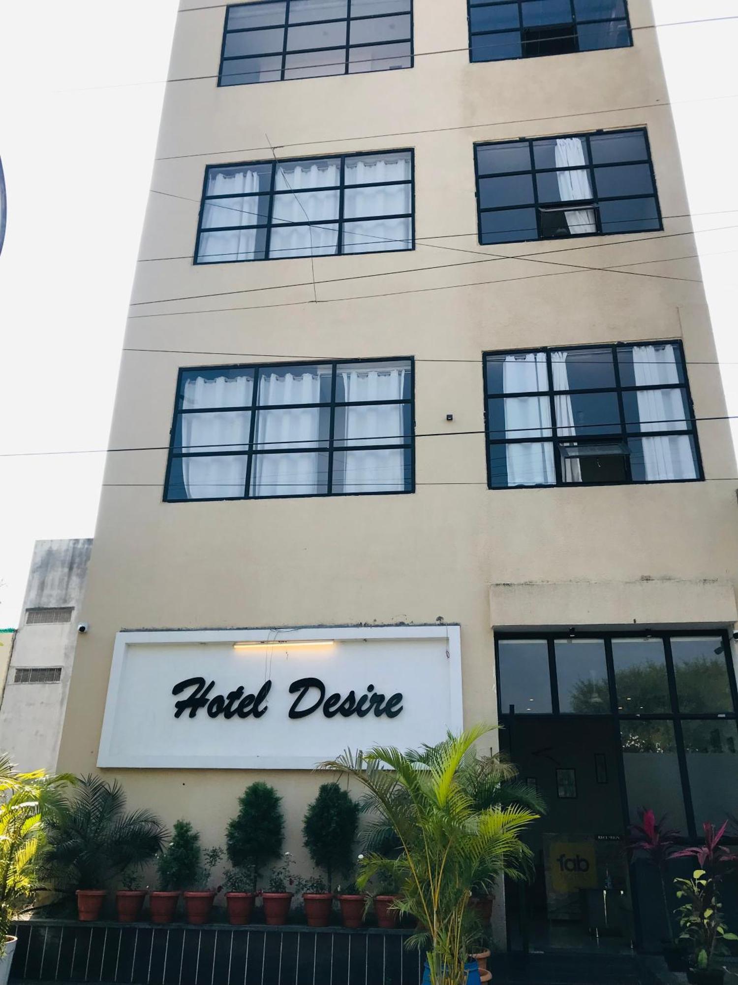 Hotel Divine 인도르 외부 사진
